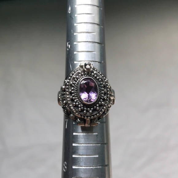 Faceted amethyst 925 sterling silver poison ring - Picture 3 of 8